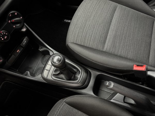 Zdjęcie samochodu 26
